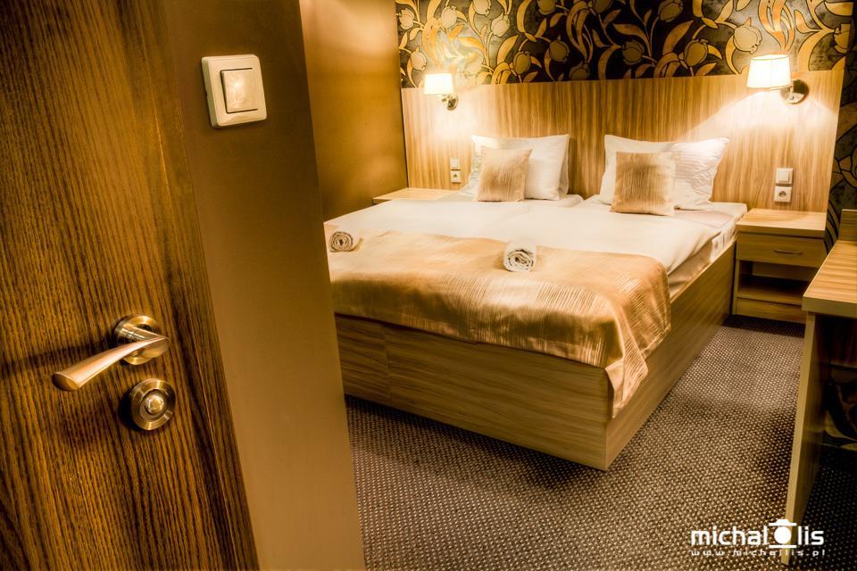 Aviator Hotel Restauracja & Spa بابيانيتسا المظهر الخارجي الصورة