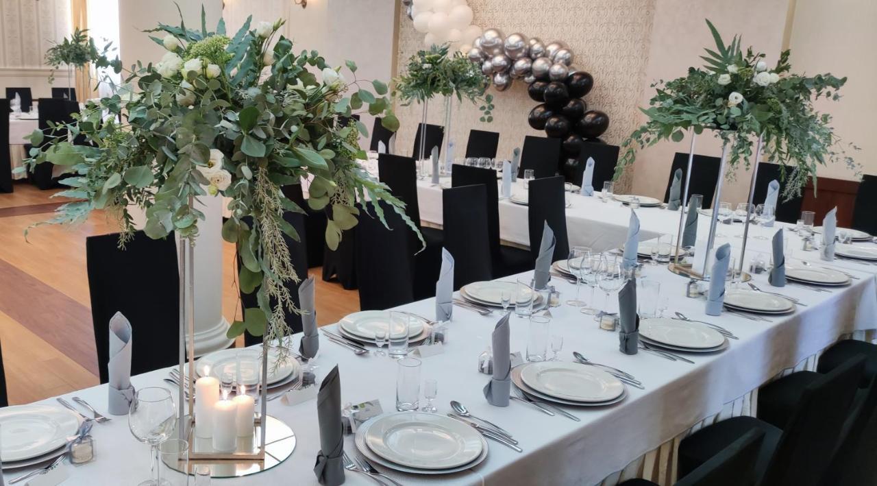 Aviator Hotel Restauracja & Spa بابيانيتسا المظهر الخارجي الصورة