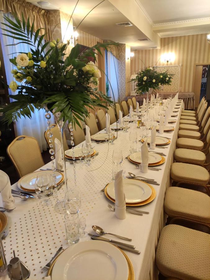 Aviator Hotel Restauracja & Spa بابيانيتسا المظهر الخارجي الصورة