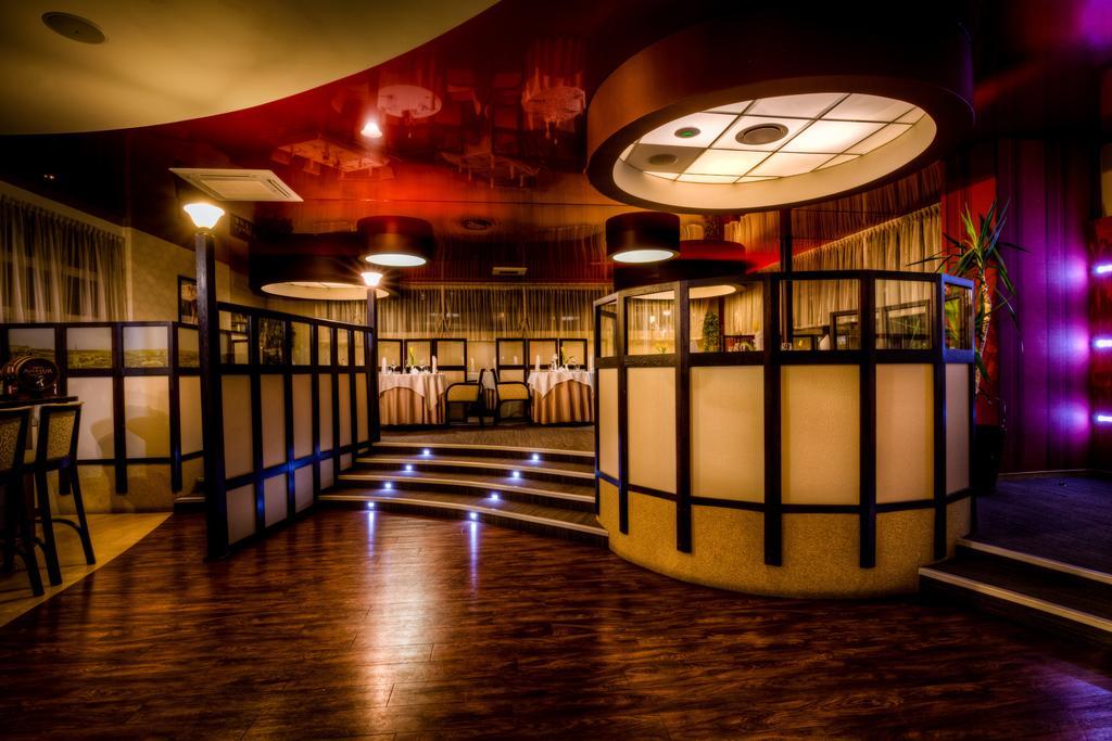 Aviator Hotel Restauracja & Spa بابيانيتسا المظهر الخارجي الصورة