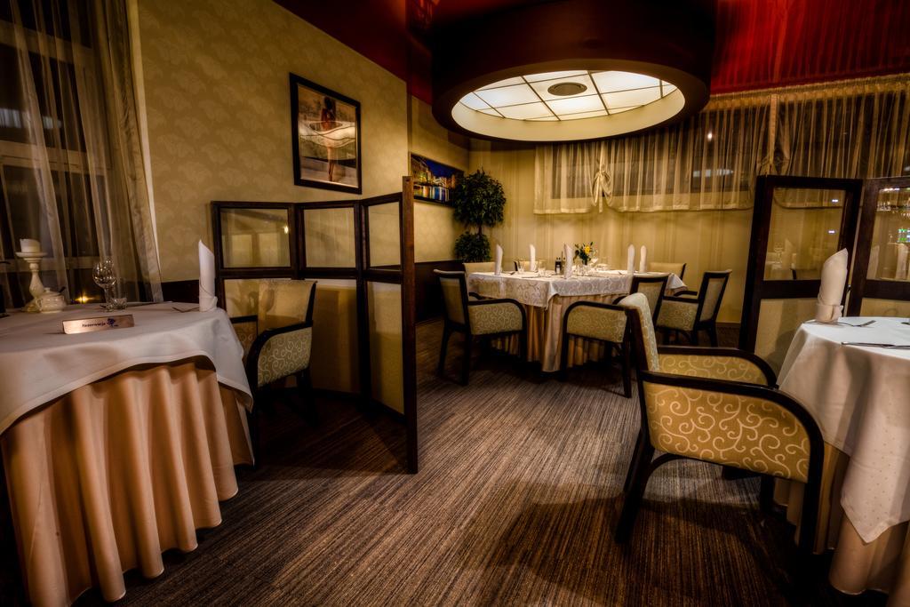 Aviator Hotel Restauracja & Spa بابيانيتسا المظهر الخارجي الصورة