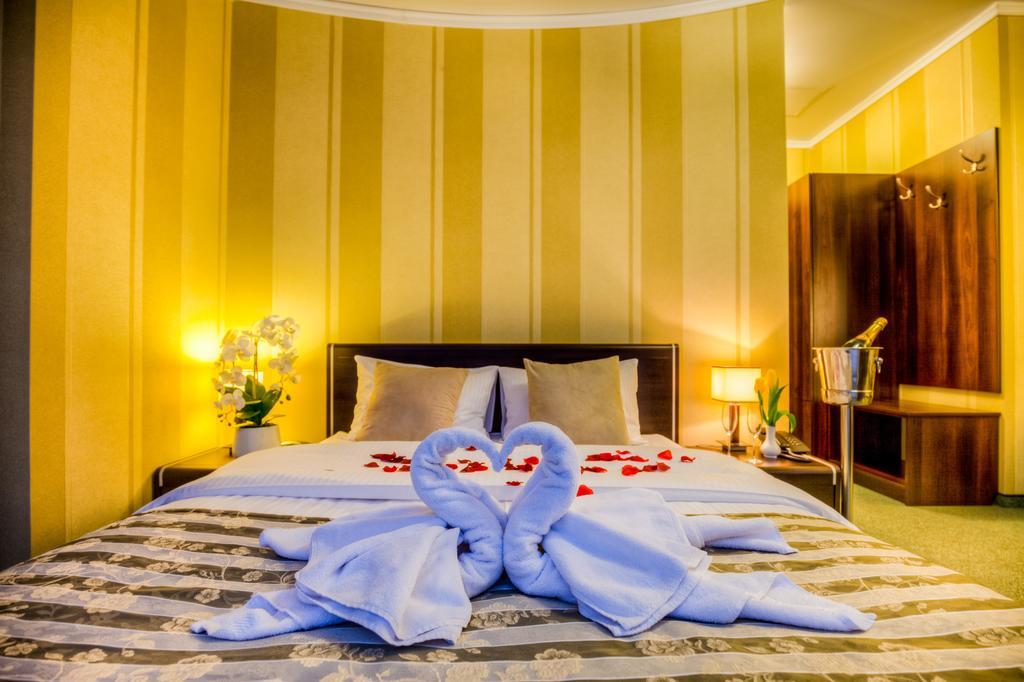 Aviator Hotel Restauracja & Spa بابيانيتسا المظهر الخارجي الصورة